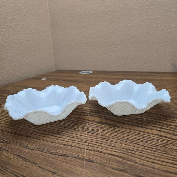 Other - 2 Hazel Atlas 1930's Mild‎ Glass Square Dish Diamond Quilt Pattern 5" MCM